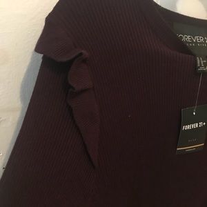 FOREVER 21 | Plus | Knit Maroon Blouse with Ruffle